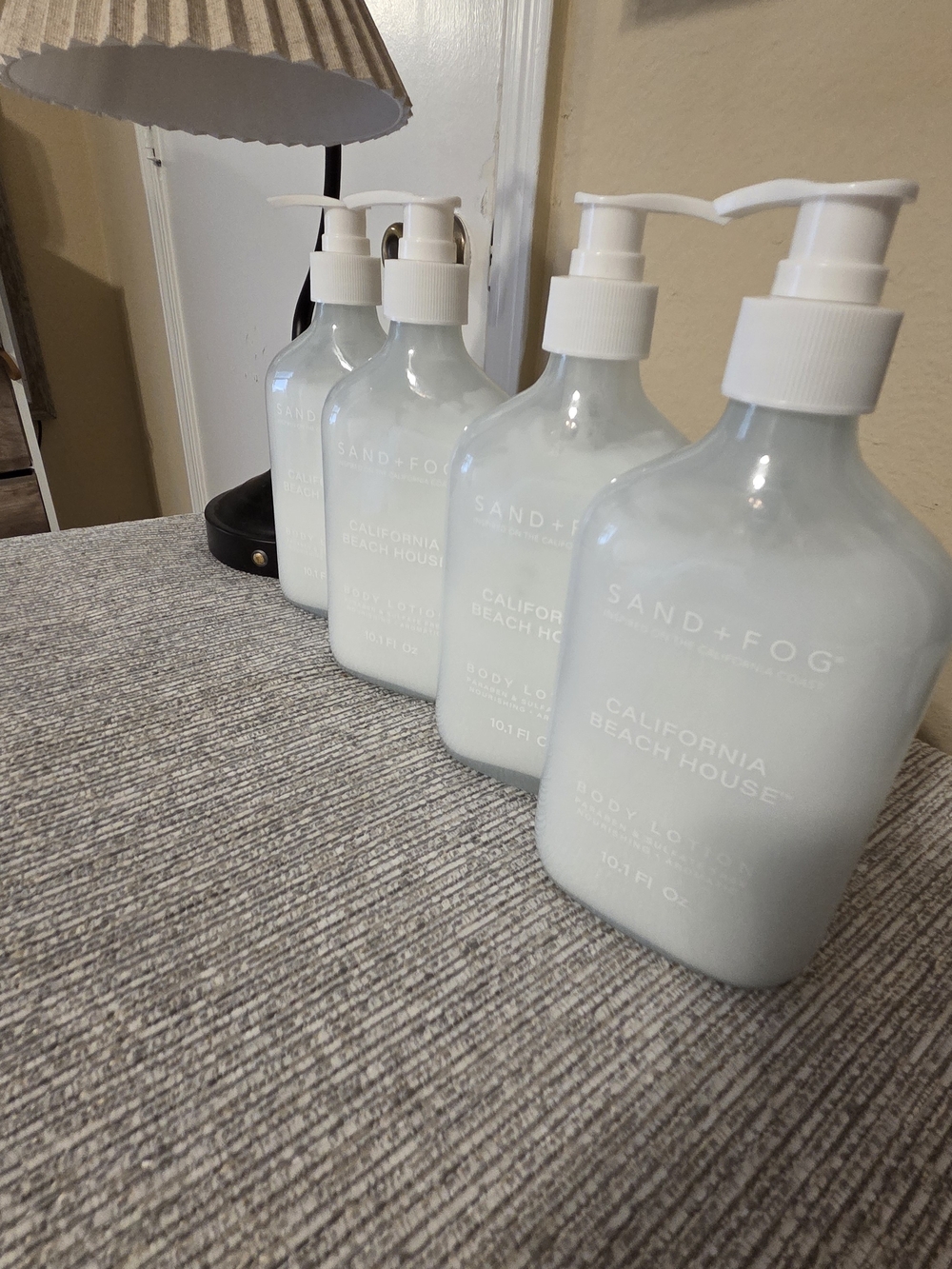 4- Sand+Fog California Beach House White Hand & Body Lotion - Picture 4 of 6
